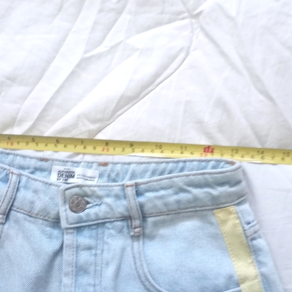 Zara Denim High Waisted Yellow Striped Jeans Shorts Sz 2 - Picture 11 of 16